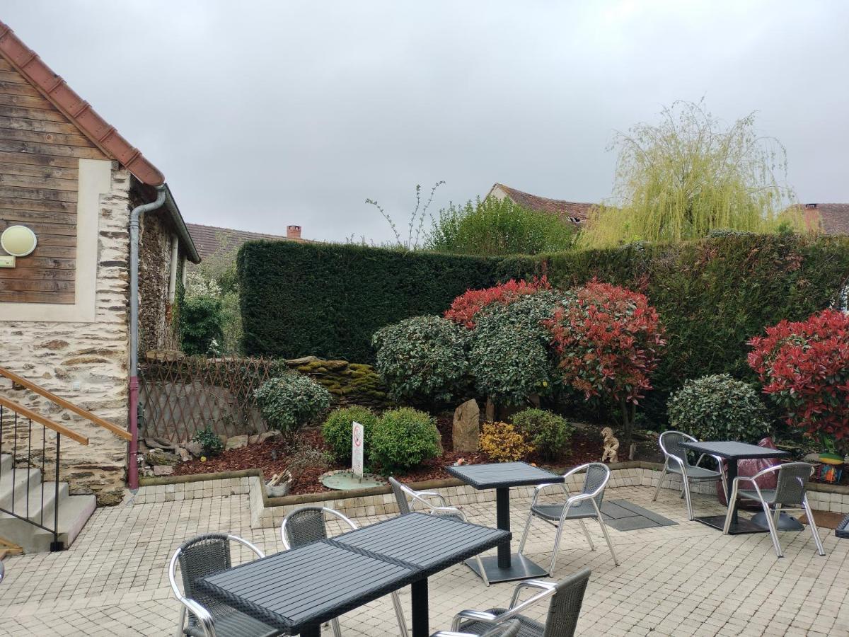 Auberge Des Colettes Coutansouze 外观 照片